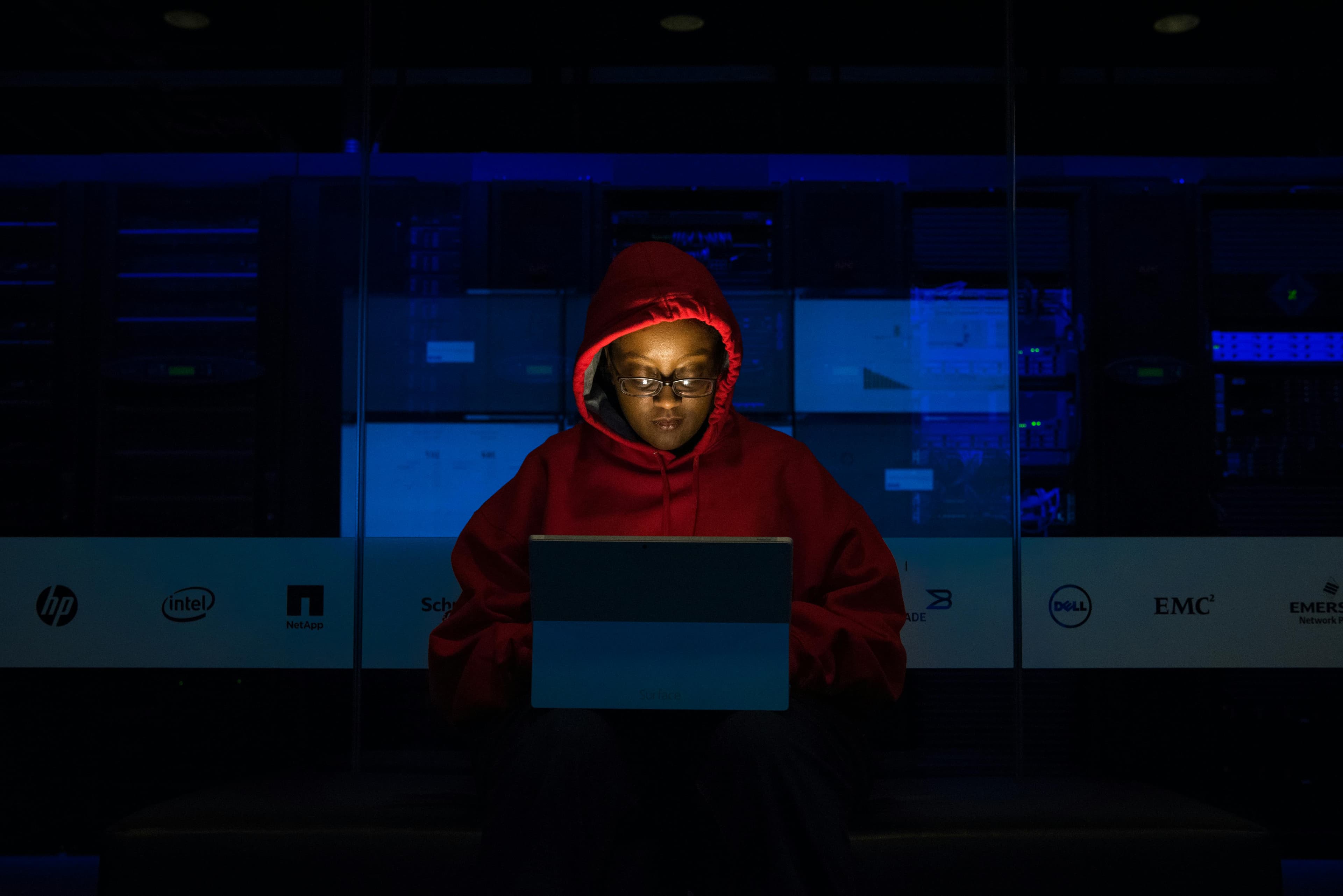 The Revenge of Code: How AI Agents Are Beating No-Code Platforms